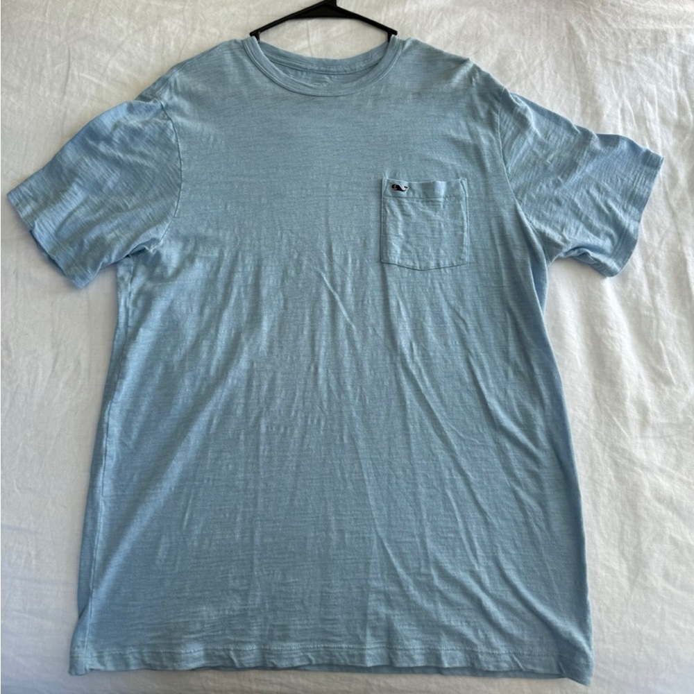 Vineyard Vines t-shirt